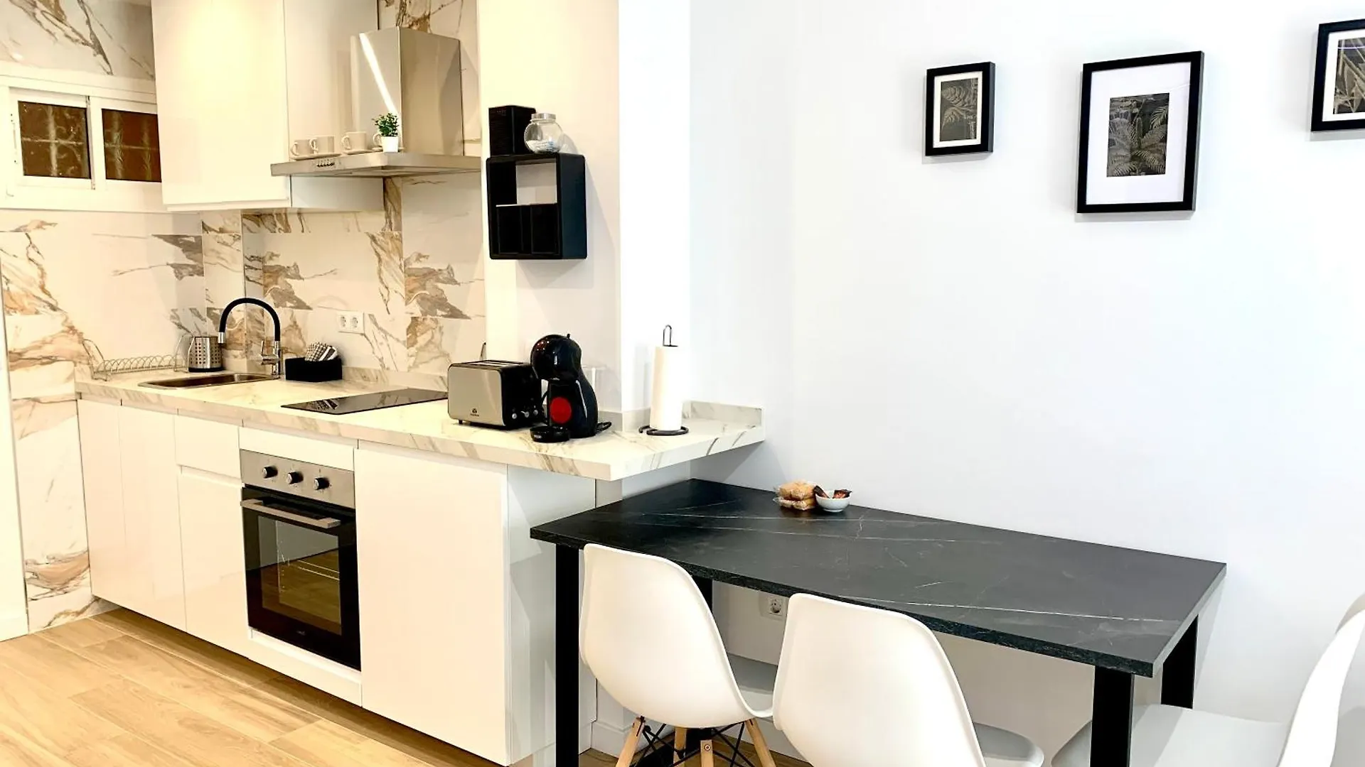 Apartamento Premium Con Piscina - Recepcion 24 Hs 贝纳尔马德纳